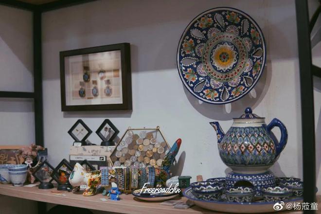 英!他带3岁女儿房车闯122国冰岛遇险看哭全网j9九游会俱乐部登录入口从破产退学到福布斯精(图2) 英!他带3岁女儿房车闯122国冰岛遇险看哭全网j9九游会俱乐部登录入口从破产退学到福布斯精(图2)